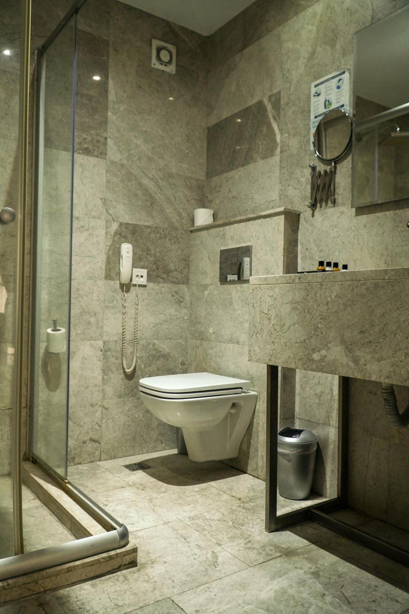 En Otel Karaca Eskişehir Exteriér fotografie